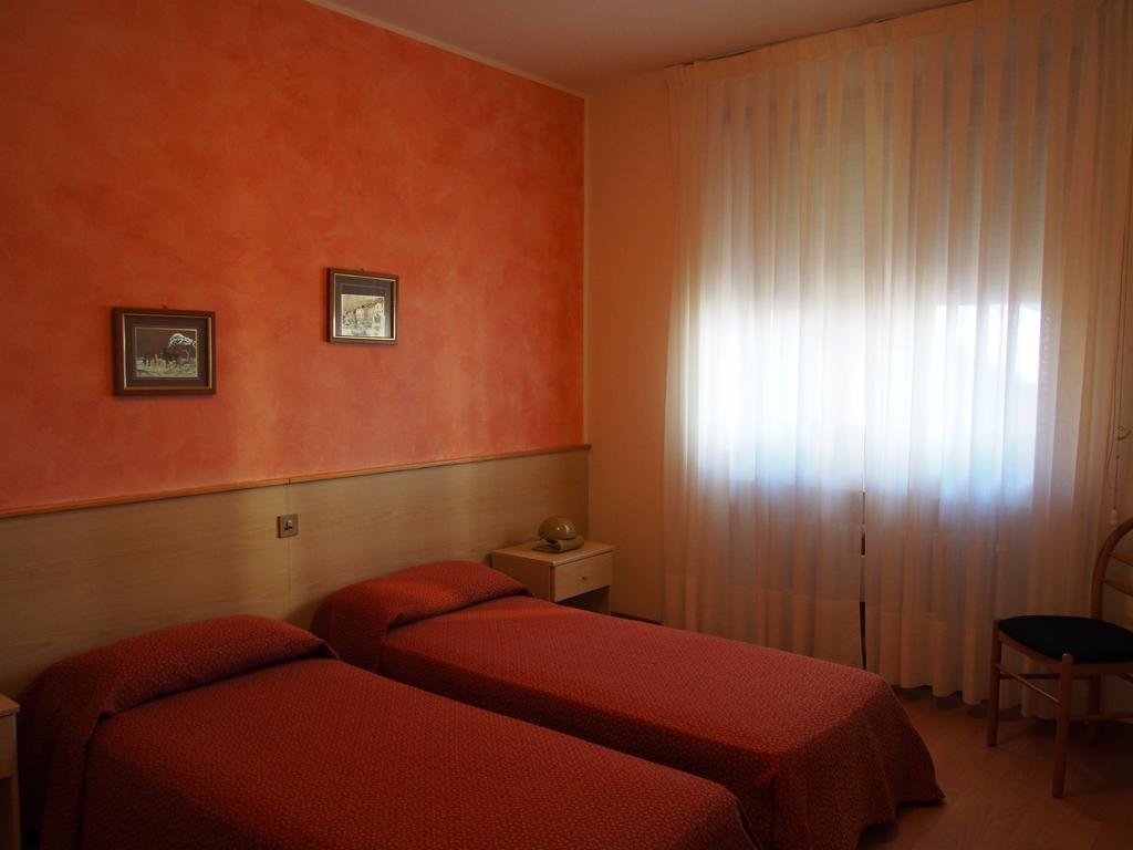 Hotel Belvedere Roana Habitación foto